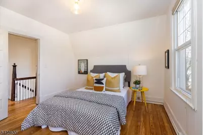 39 Draper Ter, Montclair, NJ 07042 - Photo 32