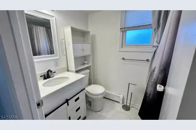 529 Valley Rd #1, Roselle Park, NJ 07204 - Photo 4