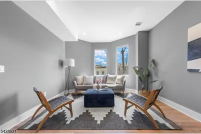 219 Clerk St, Jersey City, NJ 07305 - Photo 16