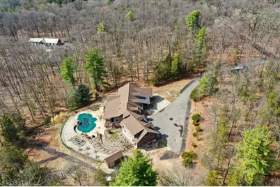 235 Long View Union Grove, Bedminster Township, NJ 07931 - Photo 48