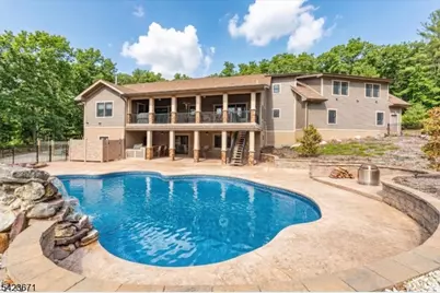 235 Long View Union Grove, Bedminster Township, NJ 07931 - Photo 38