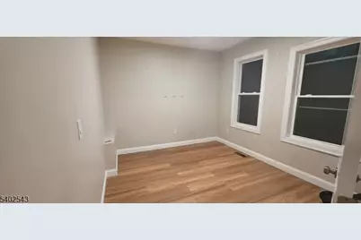 115 Wallington Ave, Wallington, NJ 07057 - Photo 12