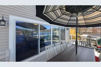 373 Lakeside Blvd, Hopatcong, NJ 07843 - Photo 16