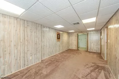 141 Wedgewood Dr18, Woodland Park, NJ 07424 - Photo 18