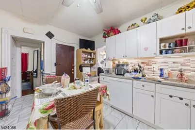 27 Longview St, West Orange Township, NJ 07052 - Photo 10