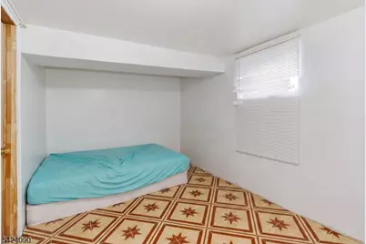 316 Ellery Ave, Newark, NJ 07106 - Photo 32