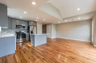 255 Chadwick Ave Apt, Newark, NJ 07108 - Photo 2