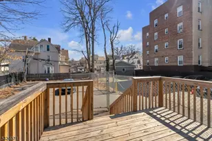 162 S Clinton St, East Orange, NJ 07018 - Photo 26