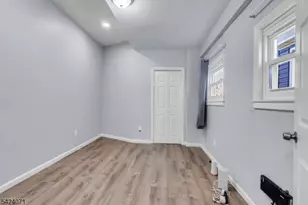 162 S Clinton St, East Orange, NJ 07018 - Photo 8