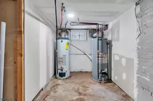 162 S Clinton St, East Orange, NJ 07018 - Photo 24