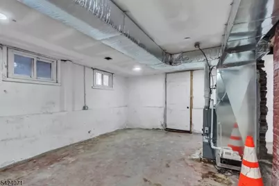 162 S Clinton St, East Orange, NJ 07018 - Photo 20