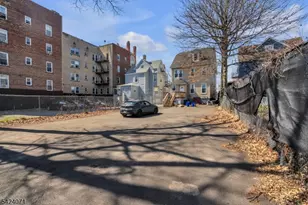 162 S Clinton St, East Orange, NJ 07018 - Photo 26