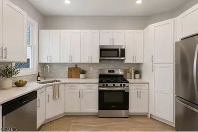 327 S Orange Ave #1, Newark, NJ 07103 - Photo 4
