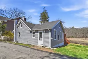 6 Timberwood Ln, Jefferson Township, NJ 07438 - Photo 4