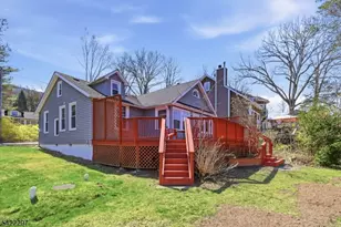 6 Timberwood Ln, Jefferson Township, NJ 07438 - Photo 2