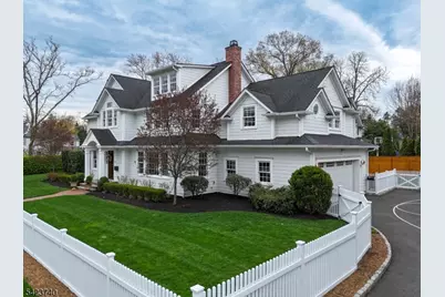 611 Bradford Ave, Westfield, NJ 07090 - Photo 2