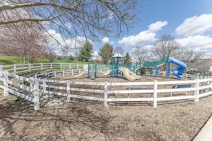 902 Wendover Ct, Randolph Township, NJ 07869 - Photo 22