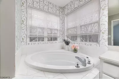 902 Wendover Ct, Randolph Township, NJ 07869 - Photo 18