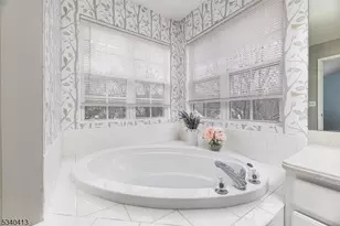 902 Wendover Ct, Randolph Township, NJ 07869 - Photo 18