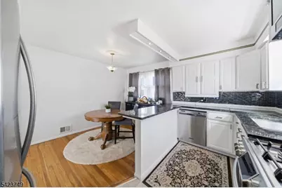 105 N 13th St, Kenilworth, NJ 07033 - Photo 10