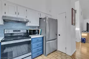 66 Salmon Rd, Roxbury Township, NJ 07850 - Photo 18