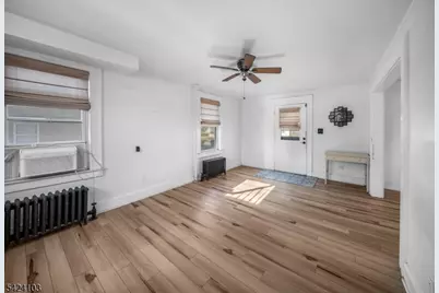 136 Davenport St, Somerville, NJ 08876 - Photo 6