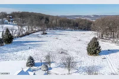 11 Logan Dr, Tewksbury Township, NJ 07830 - Photo 2