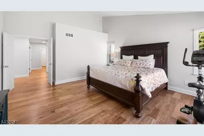 22 Smoke Rise Ln, Bedminster Township, NJ 07921 - Photo 16