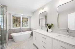 22 Smoke Rise Ln, Bedminster Township, NJ 07921 - Photo 18