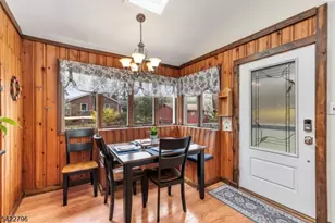 24 Broadway, West Milford Twp., NJ 07480 - Photo 10