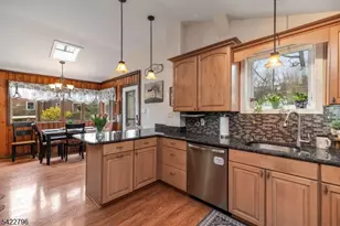 24 Broadway, West Milford Twp., NJ 07480 - Photo 4