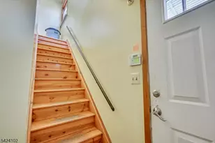 52 Johnson Ave, Cranford Township, NJ 07016 - Photo 6