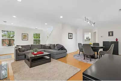 389 Digaetano Ter, West Orange Township, NJ 07052 - Photo 4