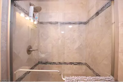 303 Brokaw Ct, Bridgewater, NJ 08807 - Photo 20