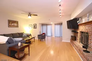 303 Brokaw Ct, Bridgewater, NJ 08807 - Photo 10