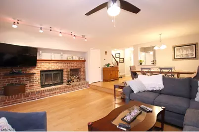 303 Brokaw Ct, Bridgewater, NJ 08807 - Photo 12