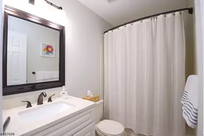 303 Brokaw Ct, Bridgewater, NJ 08807 - Photo 22