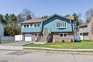 30 Melissa Dr, Totowa, NJ 07512 - Photo 2