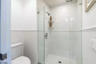 7 Byron Rd, Millburn, NJ 07078 - Photo 22