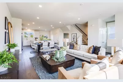 53 Eastwood Ter #53, East Hanover Township, NJ 07936 - Photo 4