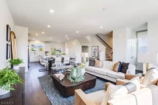 53 Eastwood Ter, East Hanover Township, NJ 07936 - Photo 4