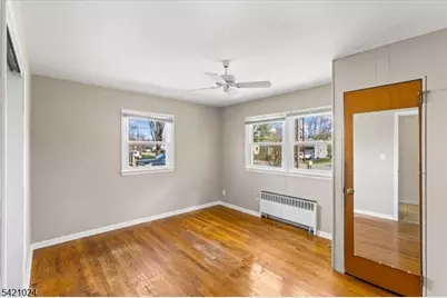 191 Lindley Ct, Andover, NJ 07821 - Photo 8