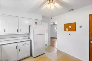 191 Lindley Ct, Andover, NJ 07821 - Photo 16