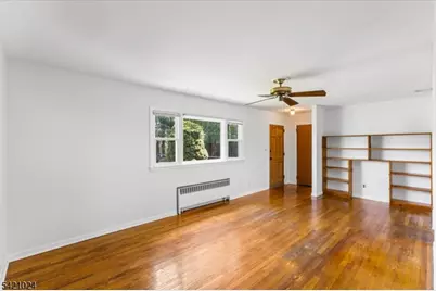 191 Lindley Ct, Andover, NJ 07821 - Photo 6