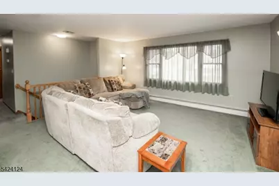 4 Broadway, Hopatcong, NJ 07843 - Photo 12