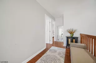 855 Valley Brook Ave, Lyndhurst Township, NJ 07071 - Photo 10