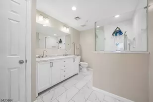 855 Valley Brook Ave, Lyndhurst Township, NJ 07071 - Photo 14