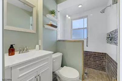 28 Harper Ter, Cedar Grove, NJ 07009 - Photo 14