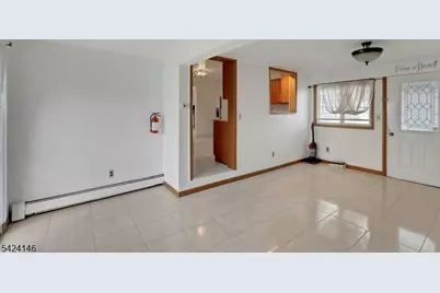 264 Lincoln Pl, Garfield, NJ 07026 - Photo 8