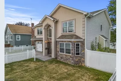 431 Raritan Rd, Linden, NJ 07036 - Photo 4